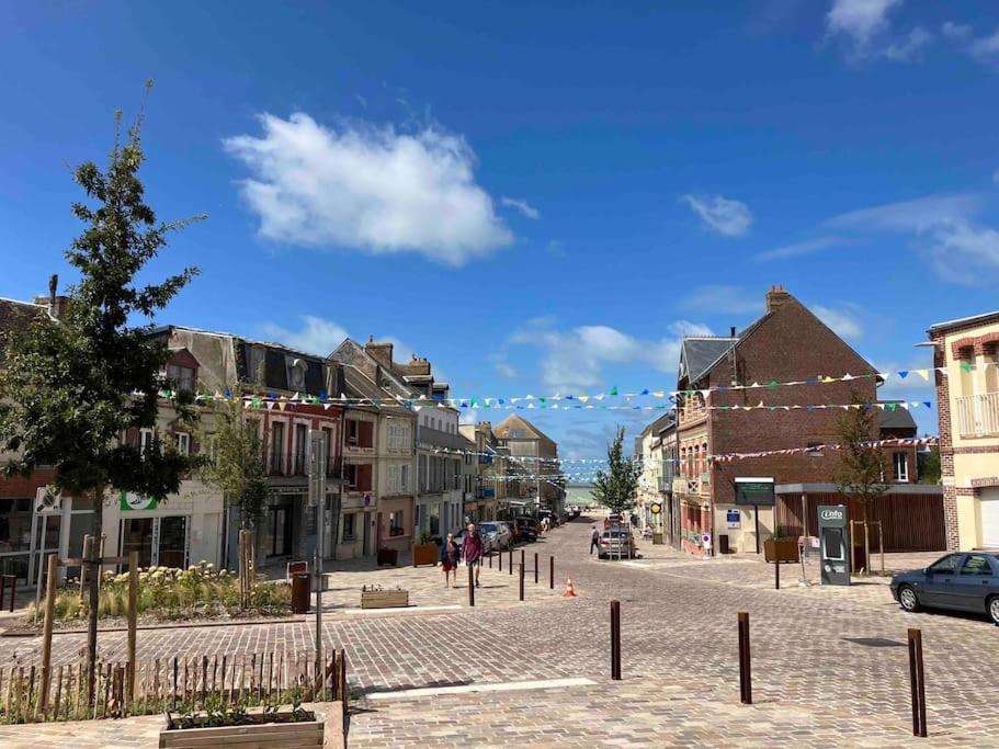 Grand Triplex Vue Mer Centre Du Village Ault Bagian luar foto