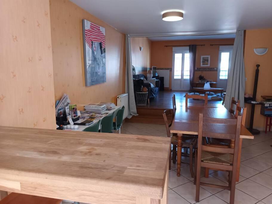 Grand Triplex Vue Mer Centre Du Village Ault Bagian luar foto